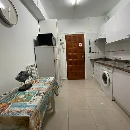Apartman Estudio La Gavota, Vista Al Mar *