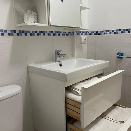 Apartman Estudio La Gavota, Vista Al Mar *